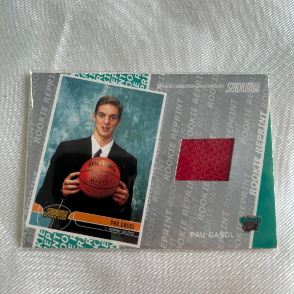 02 topps stadium club rookie reprint Pau gasol 134/700 jersey card
